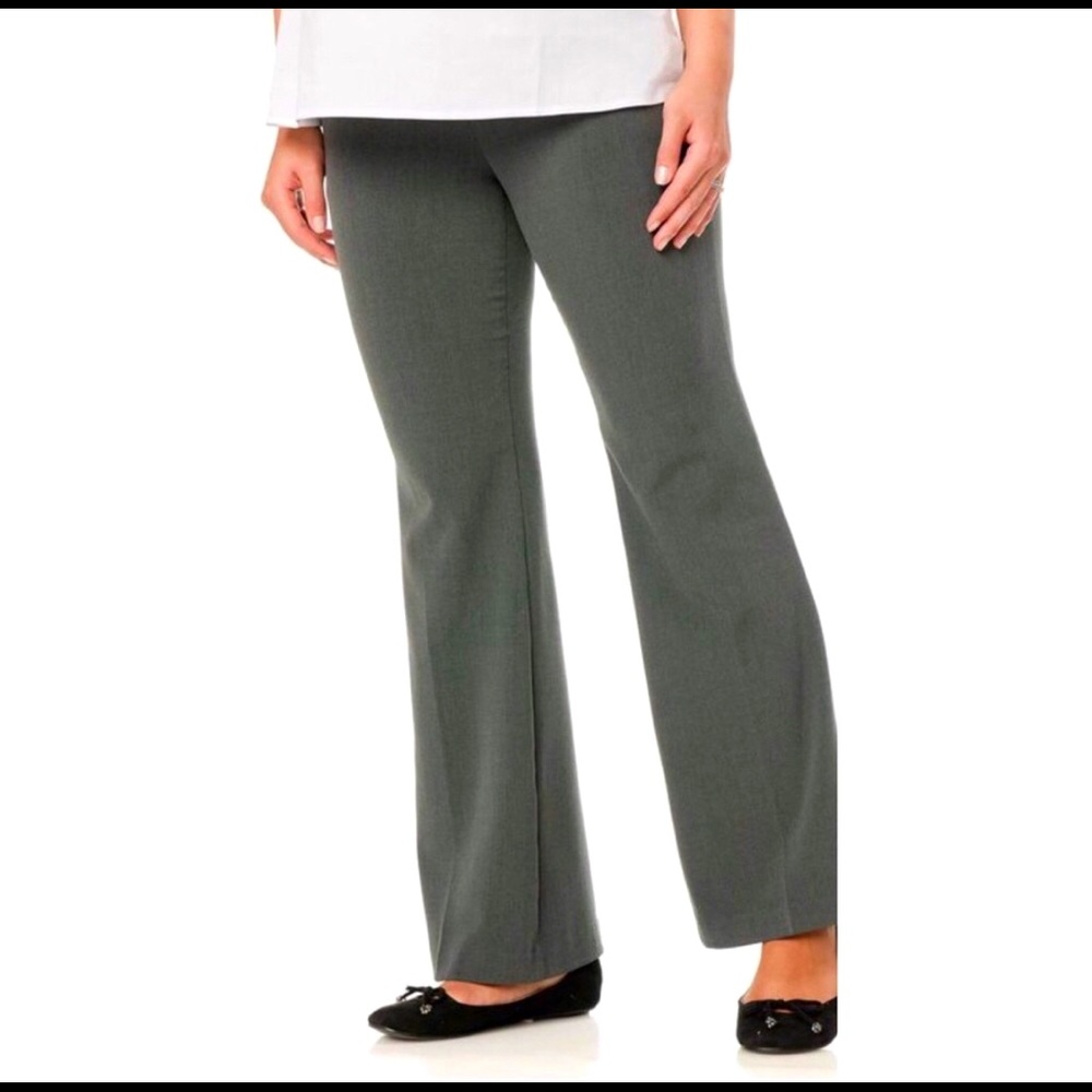 Petite Flare Maternity Pants NWT🏷‼️